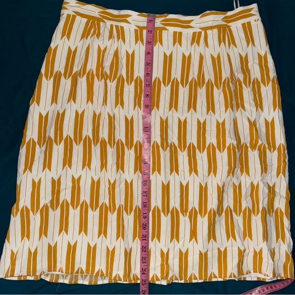 Pendleton Women's Goldenrod Arrow Viscose Skirt size 18 - Picture 2 of 6
